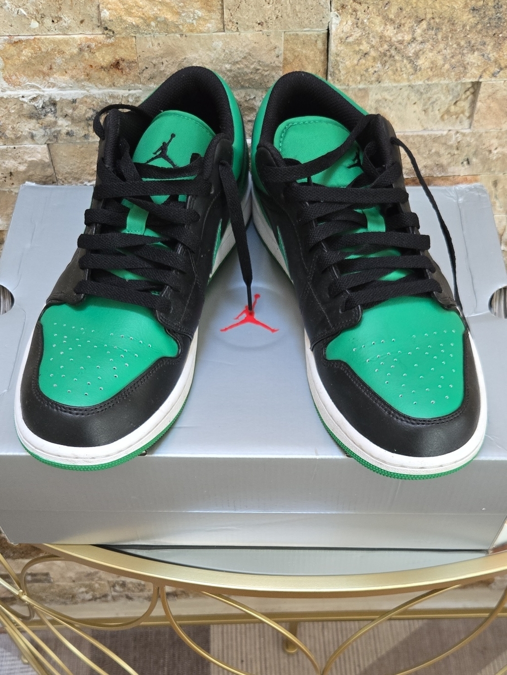 Jordan Low Top Sneakers in Black & Green